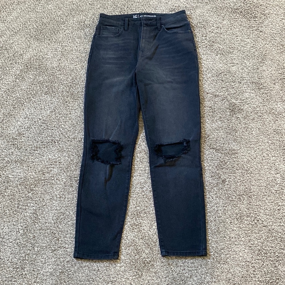 No Boundaries Straight Jeans